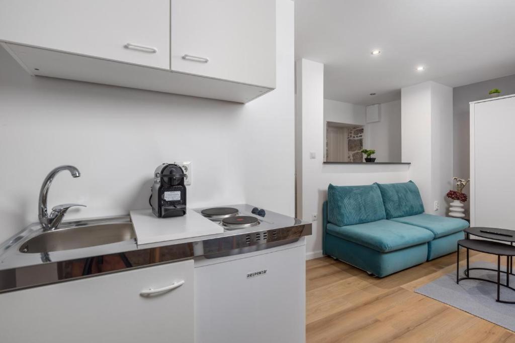 Apartman Barocco Ловран Экстерьер фото